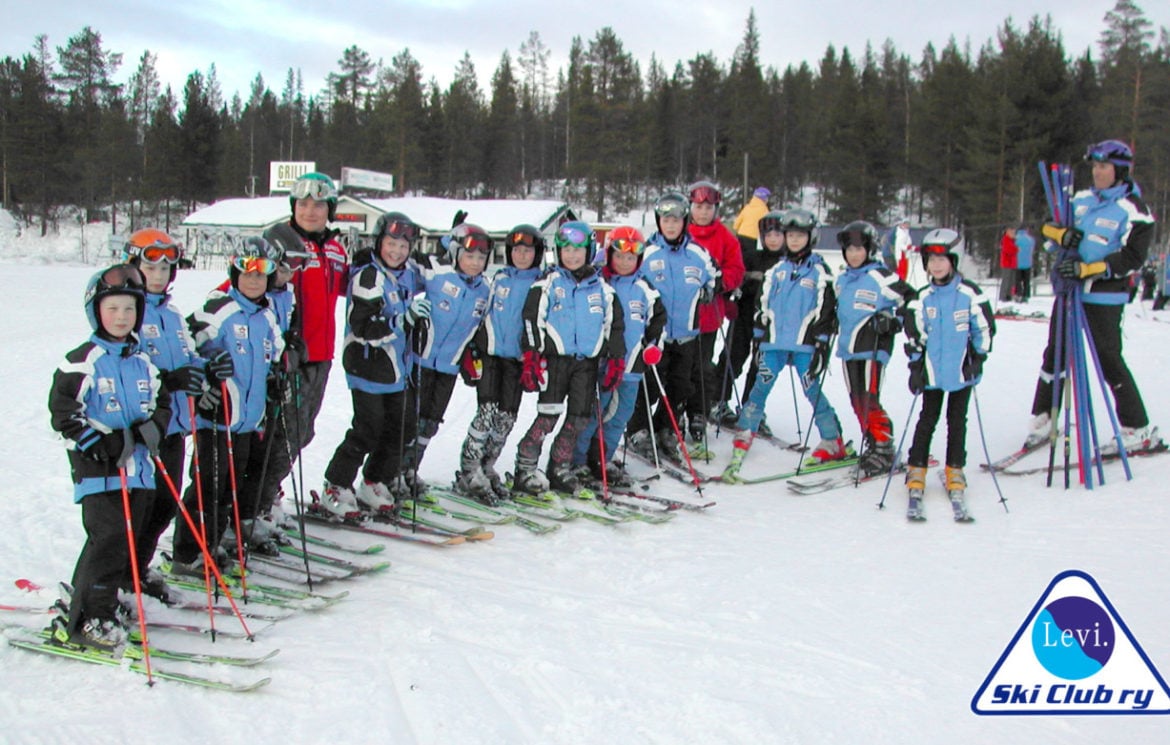 Jaouni Kaitala vieraili vuonna 2004  harjoituksissa. Kuvaaja Jusku Mikkonen